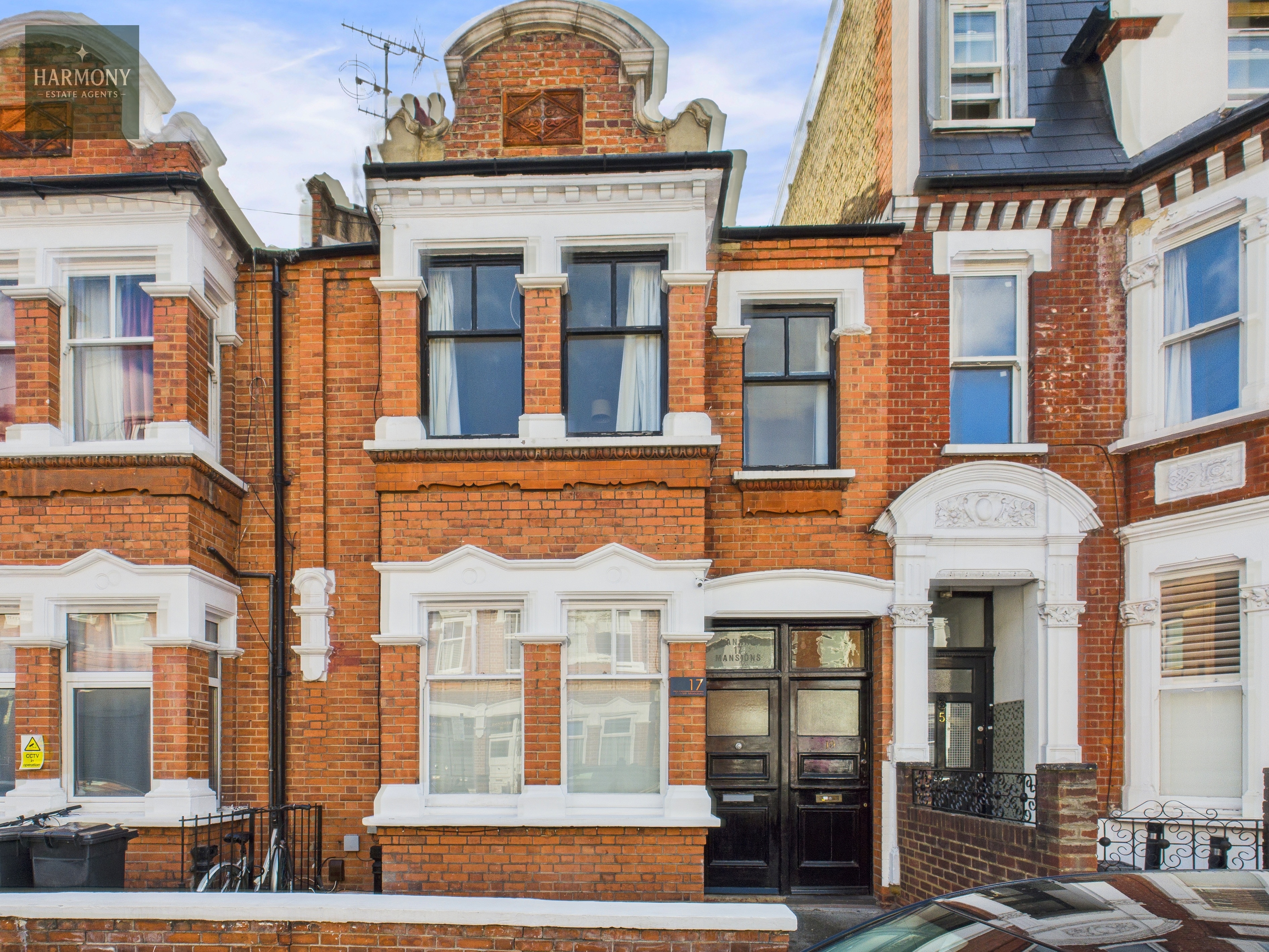 Flat 17 Lanark Mansions, Pennard Road